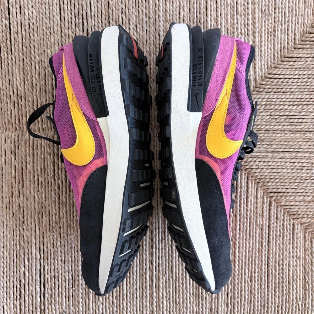 Nike Shoes Women's Waffle One Active Fuschia Size Y6 W8 - Picture 5 of 8